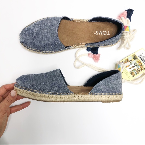 toms lace up espadrilles